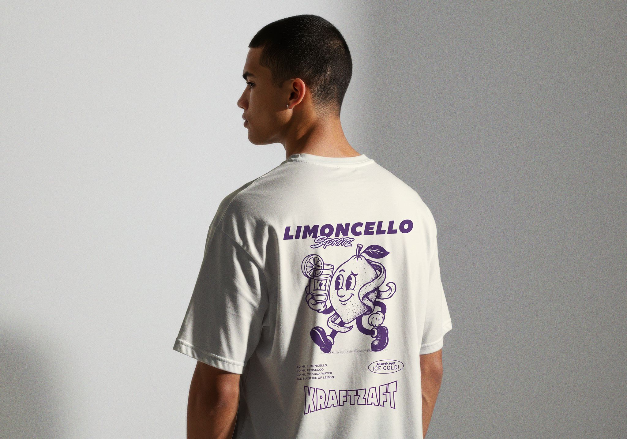 BLACK FRIDAY DEAL 1: Shirt + 2 Longdrinks + 2 Bottles KRAFTZAFT Limoncello